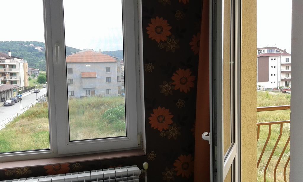 Zora Guest House Приморско Номер фото