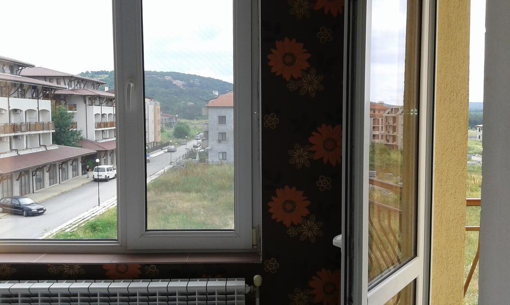 Zora Guest House Приморско Номер фото