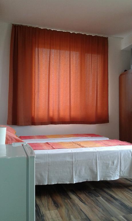 Zora Guest House Приморско Номер фото